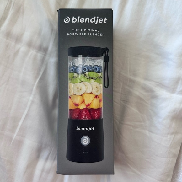 BRAND NEW Blend jet 2 portable blender - Picture 5 of 8